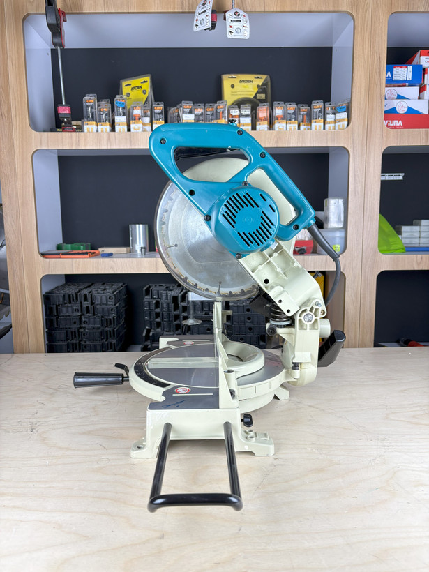 فارسی بر ثابت 255 میلی متر ماکیتا مدل LS1040 (کارکرده)