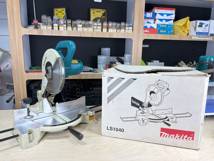 فارسی بر ثابت 255 میلی متر ماکیتا مدل LS1040 (کارکرده)